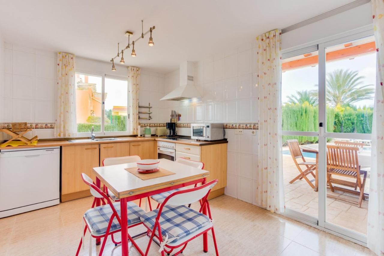 Villa Roser - Family Only Alcúdia Exteriér fotografie